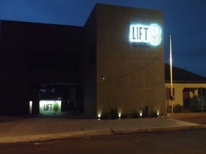 Lift 8